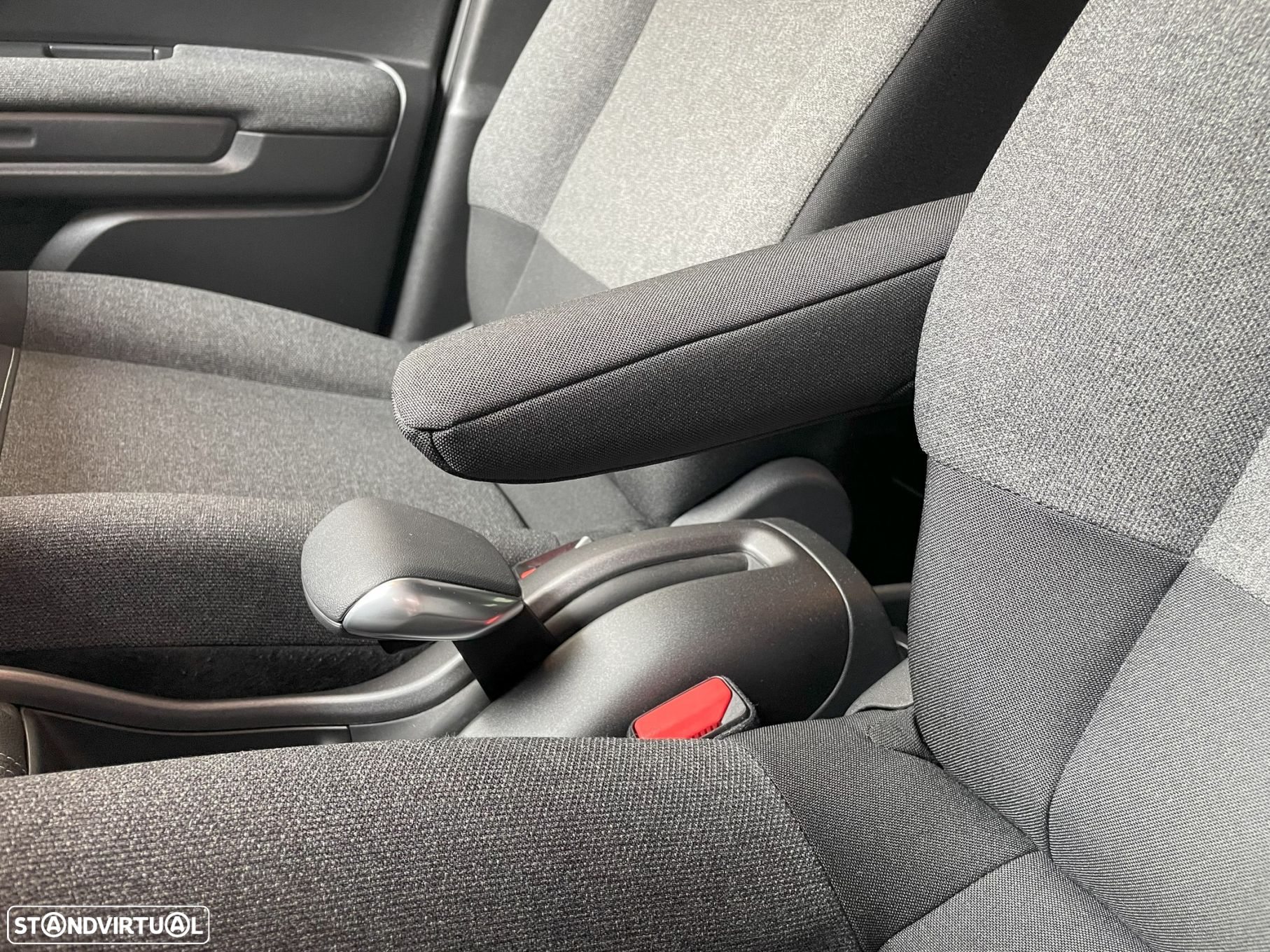 Citroën C3 Aircross 1.5 BlueHDi C-Series S&S - 22