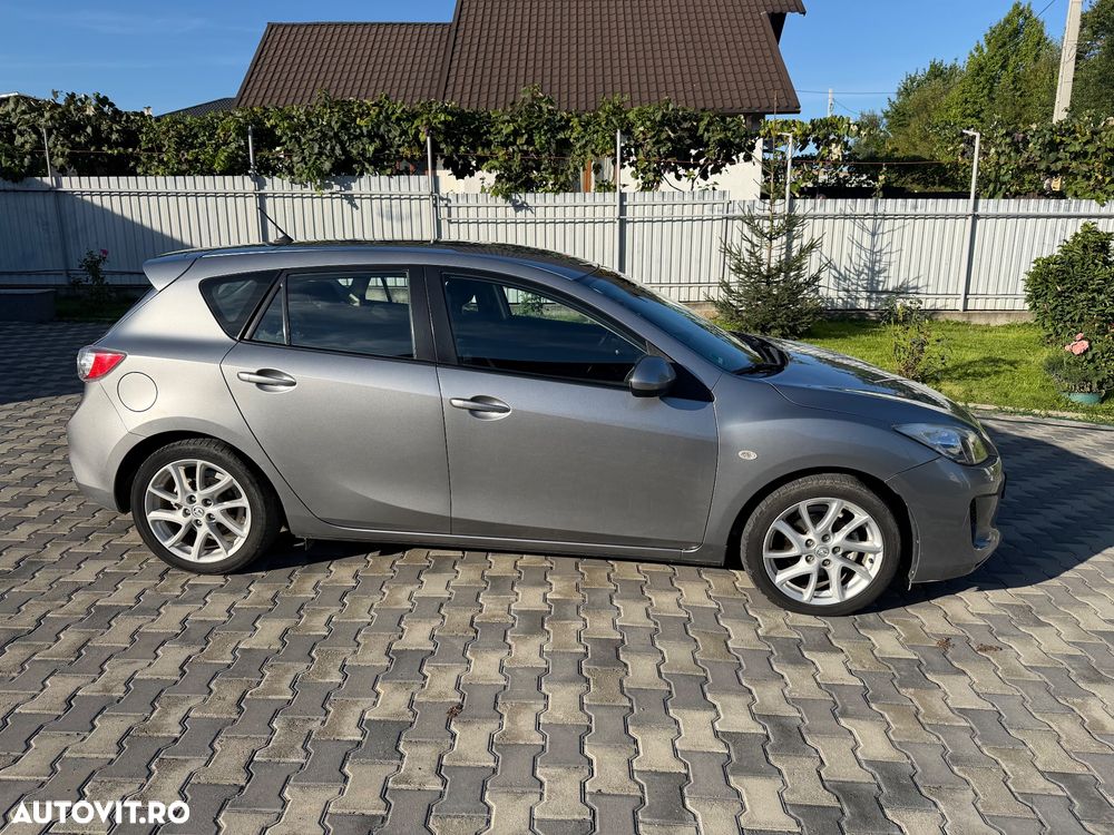 Mazda 3 - 4