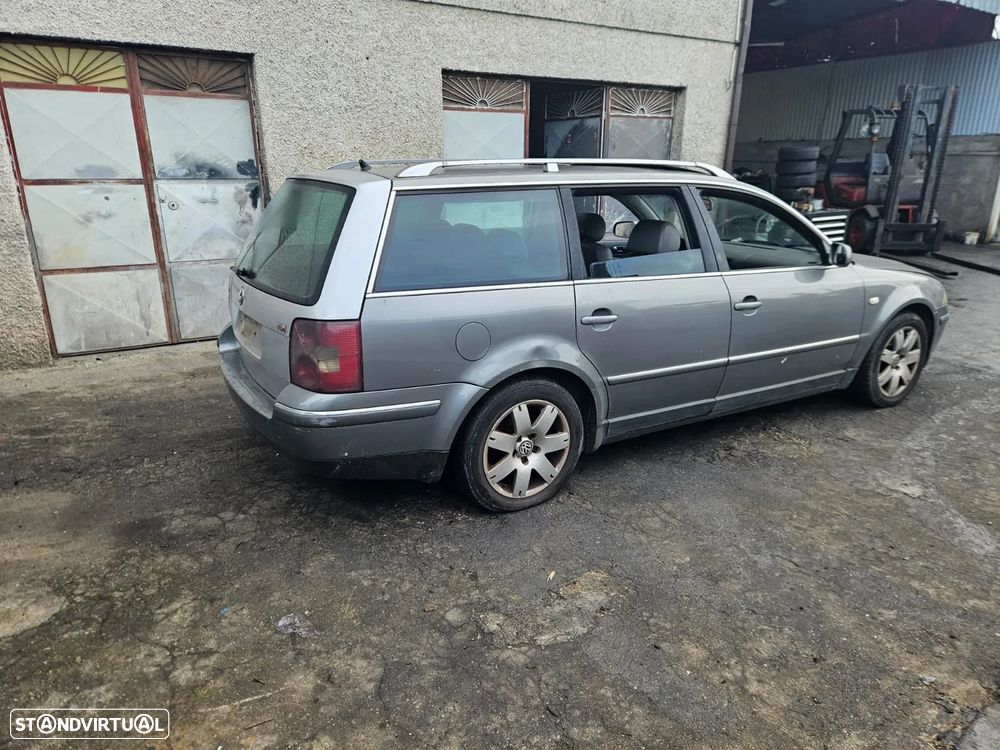 Vw Passat 2001 a 2004 para peças - 2