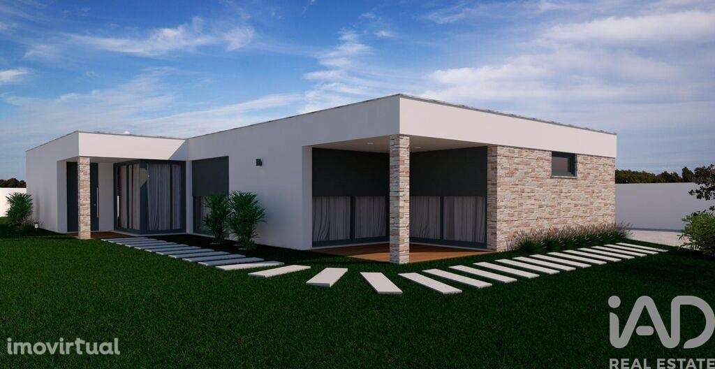 Propriedade T4 em Póvoa da Isenta de 226,00 m2 - Grande imagem: 2/10