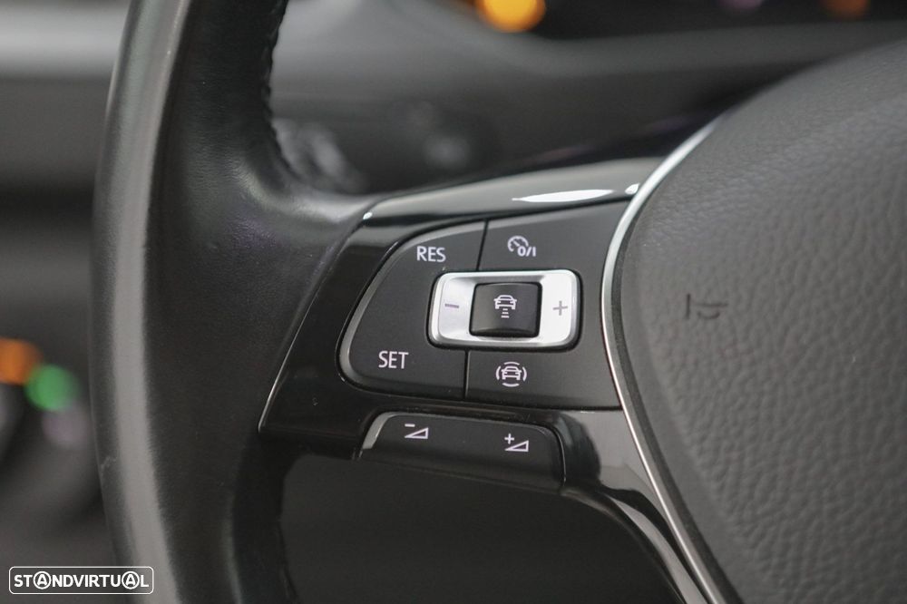 VW T-Roc 1.5 TSI Beats DSG - 22