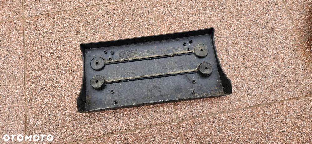 Jaguar XJ 351 Ramka pod tablicę rejestracyjną Ramka zderzaka przód AW93-17A835-AB - 3