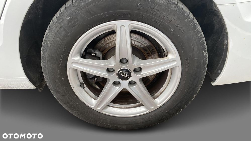 Audi A4 Limousine 35 TFSI mHEV S tronic - 14