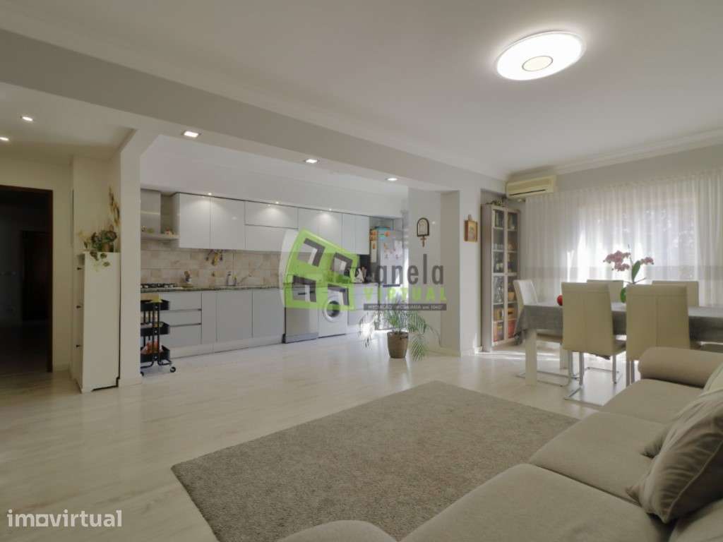 Apartamento T3 com Arrecadação, 1º piso - Quinta do Conde - Grande imagem: 3/23