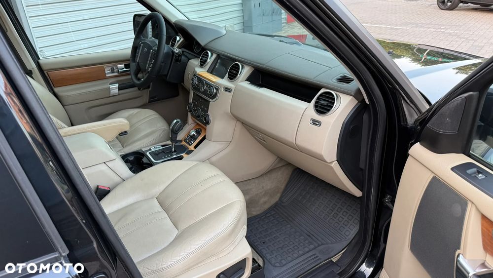 Land Rover Discovery 5.0 V8 HSE - 11