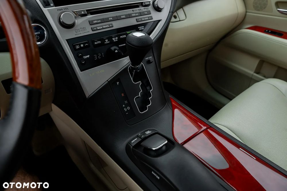 Lexus RX 450h (hybrid) Executive Line - 33
