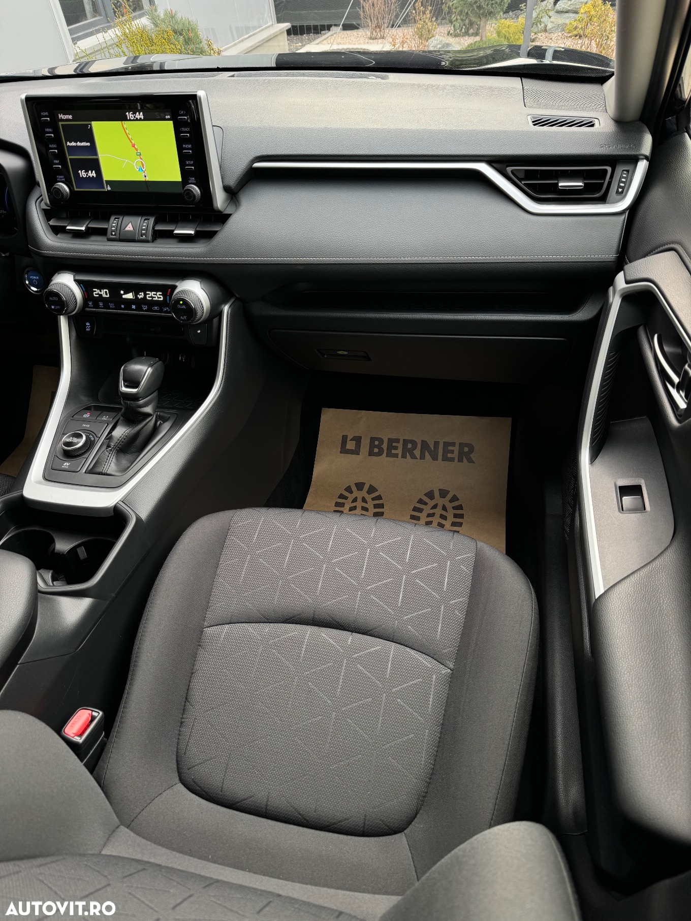 Toyota RAV4 2.5 4x4 Hybrid Comfort - 12