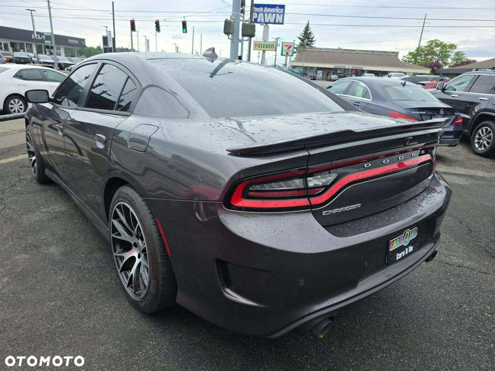 Dodge Charger - 4