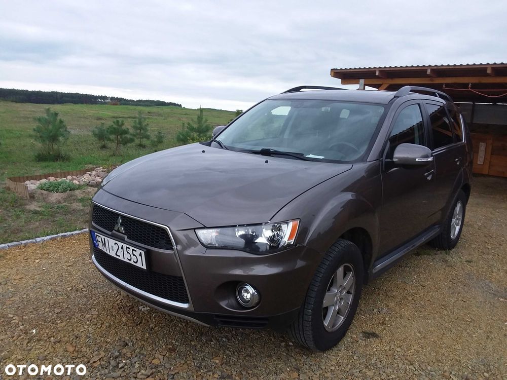 Mitsubishi Outlander - 4