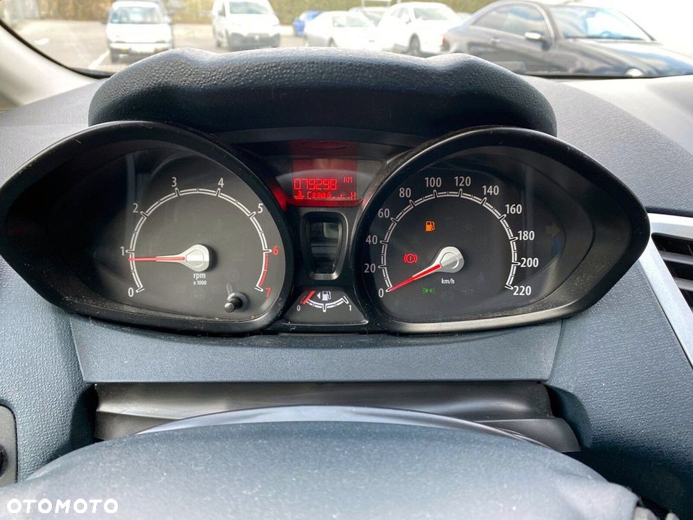 Ford Fiesta 1.25 Silver X - 22