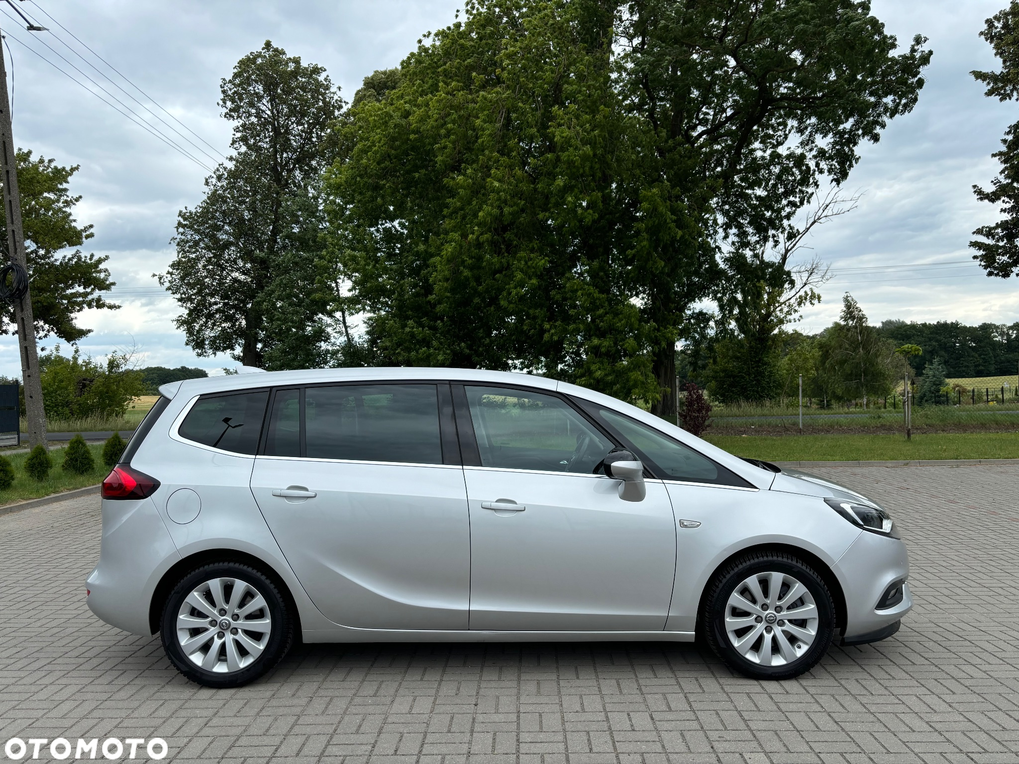 Opel Zafira Tourer 2.0 CDTI Automatik Business Innovation - 28
