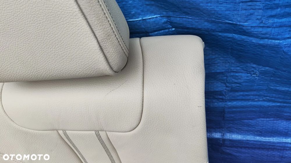KANAPA SIEDZISKO OPARCIE ZAGŁÓWKI TYŁ SKÓRA BEŻOWA KREMOWA BMW G30 M-PAKIET SPORT - 8