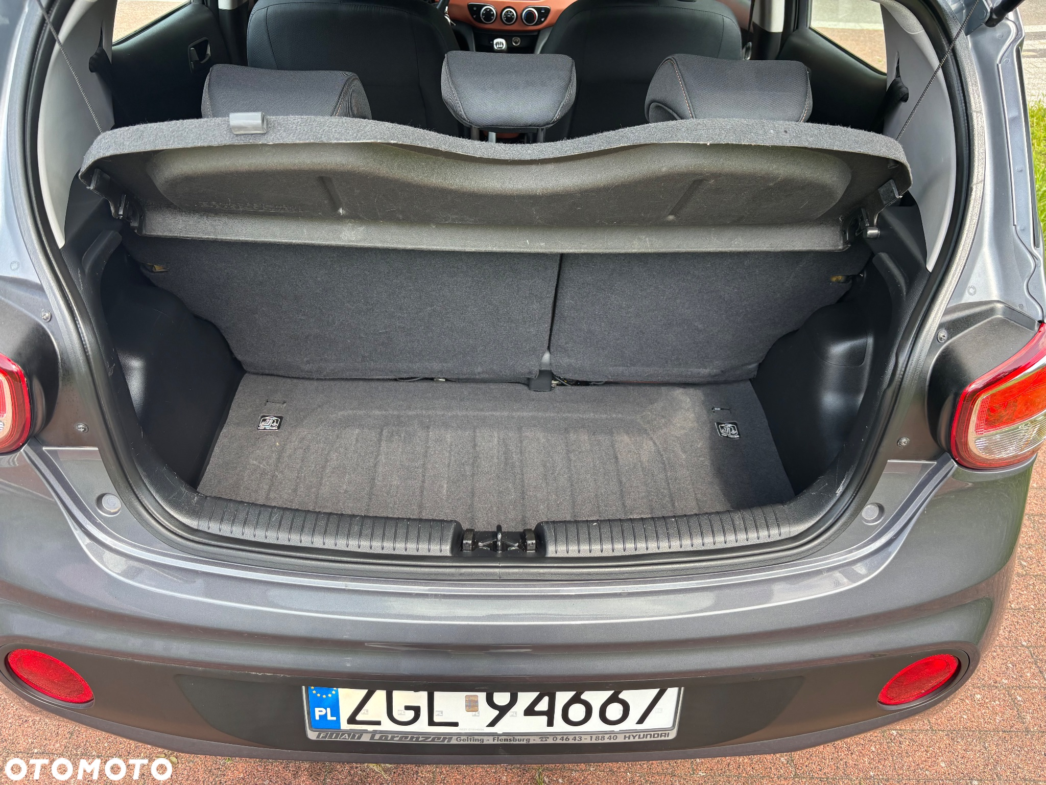 Hyundai i10 1.0 YES - 12
