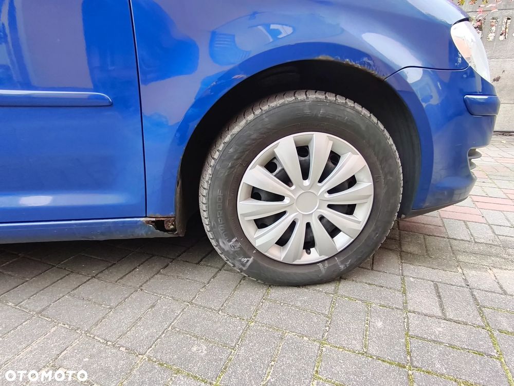 Volkswagen Touran - 14