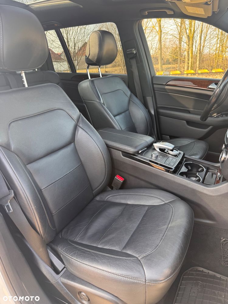 Mercedes-Benz GLS 400 4Matic 9G-TRONIC AMG Line - 27