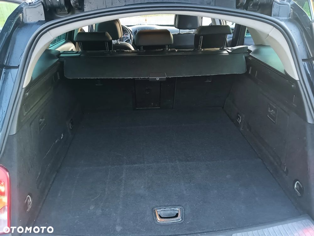 Opel Insignia 2.0 CDTI Country Tourer - 13