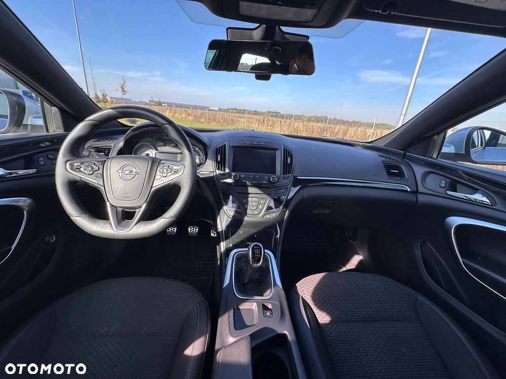 Opel Insignia 2.0 CDTI - 19