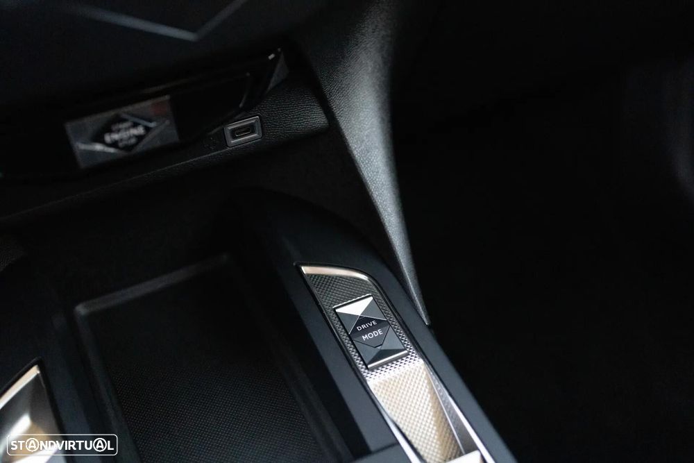 DS DS3 Crossback 1.2 PureTech Performance Line EAT8 - 23