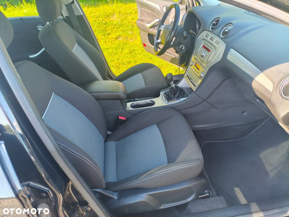 Ford Mondeo 2.0 TDCi S - 11