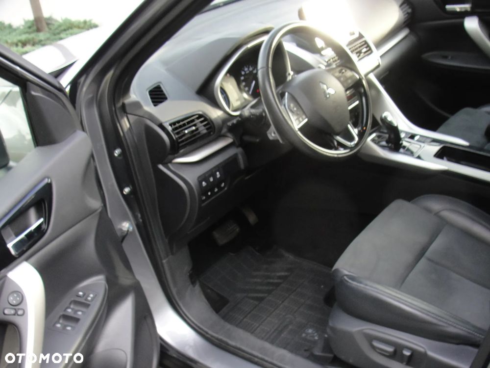 Mitsubishi Eclipse Cross 2.4 PHEV Intense Plus - 9