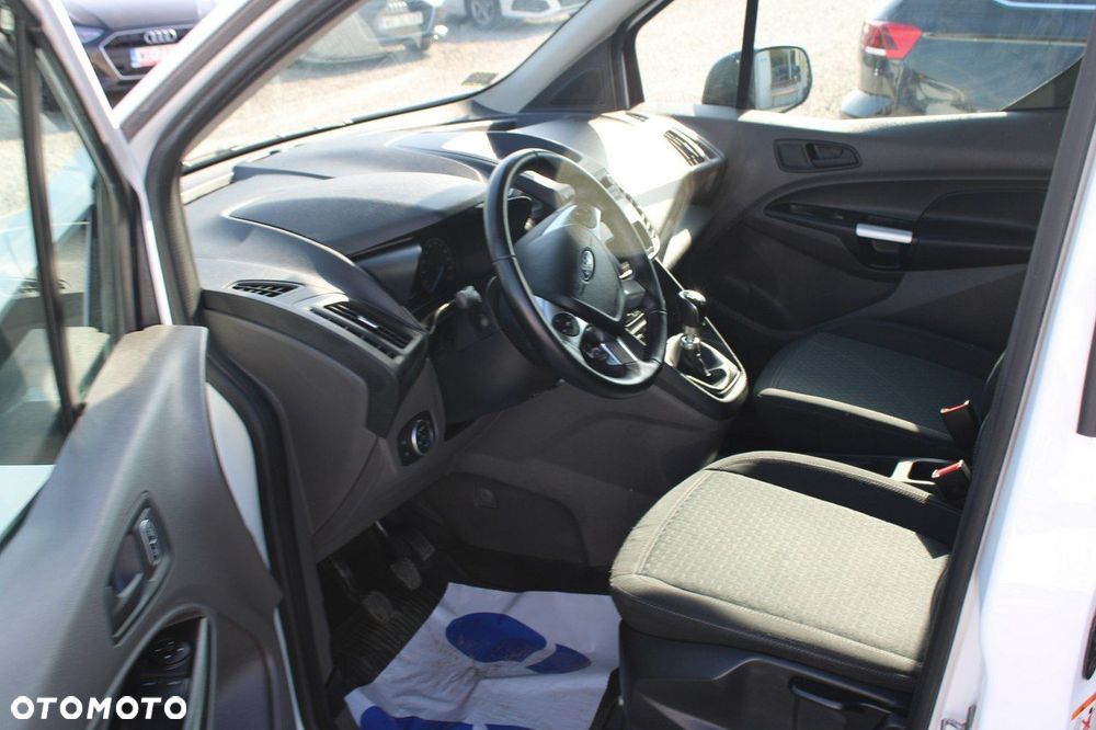 Ford Transit Connect - 21