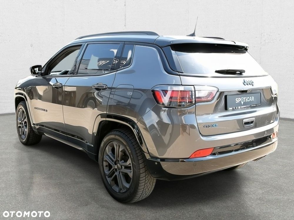 Jeep Compass - 9