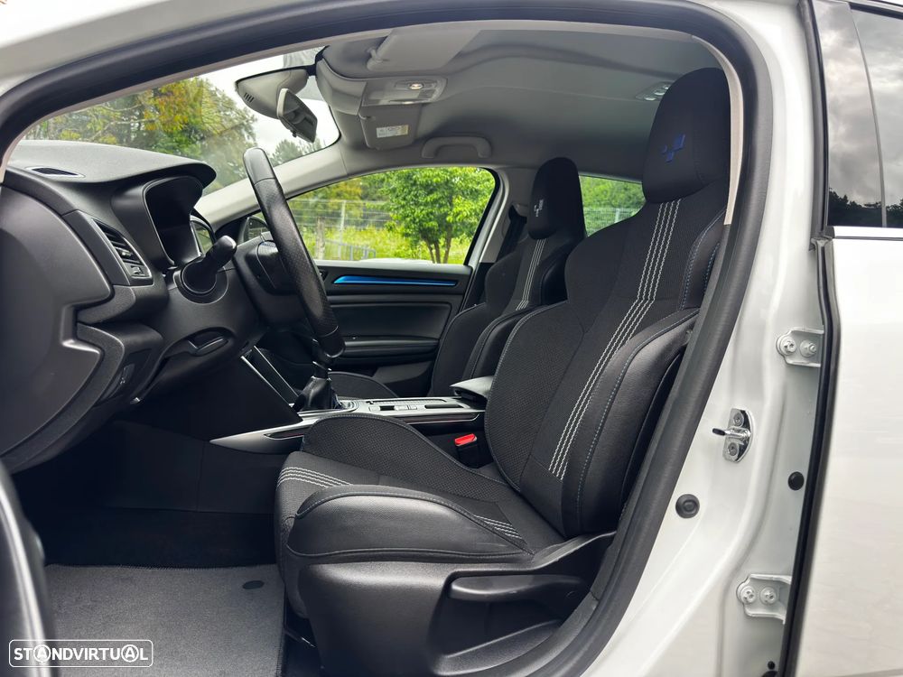 Renault Mégane Sport Tourer 1.5 Blue dCi GT Line - 5