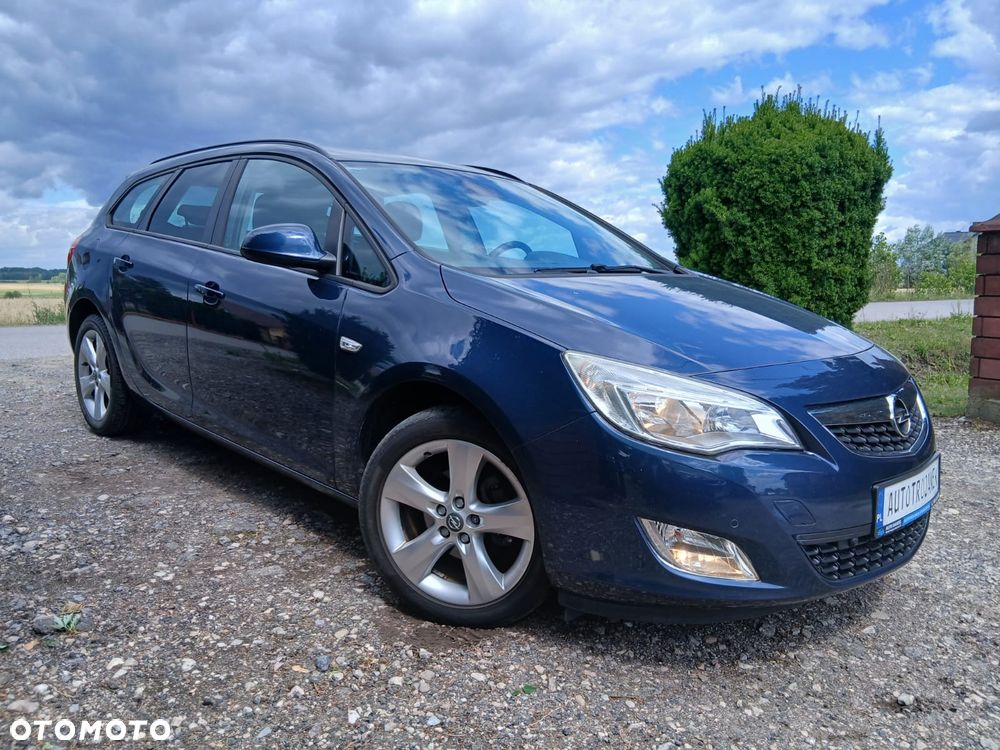 Opel Astra 1.4 Turbo Design Edition - 10