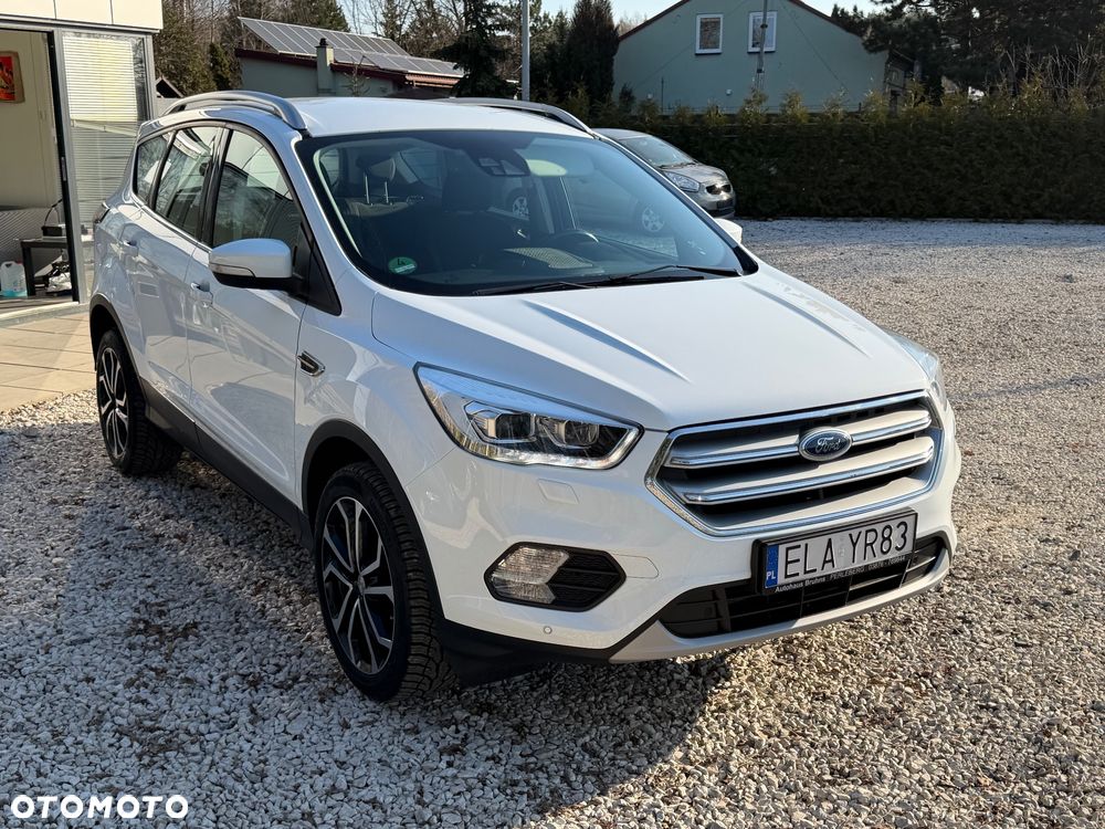 Ford Kuga 2.0 TDCi 4x2 Titanium - 4