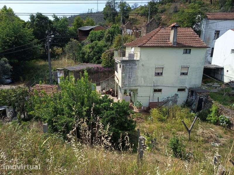 Moradia T4 sernada do Vouga - Grande imagem: 2/12