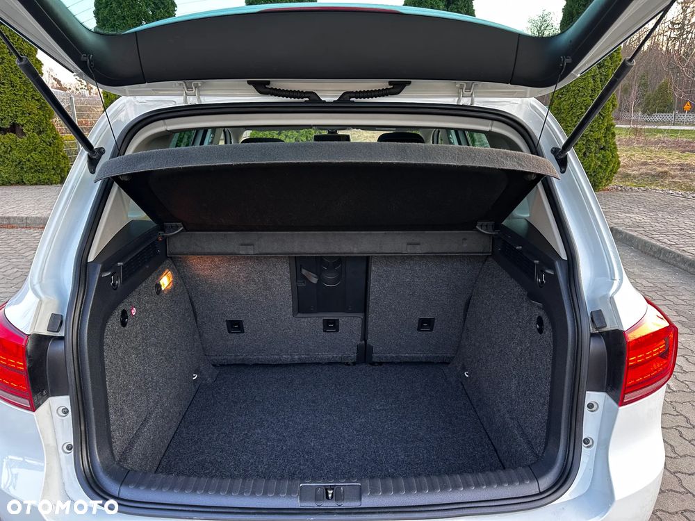 Volkswagen Tiguan 2.0 TDI SCR BlueMotion Technology Lounge Sport & Style - 34