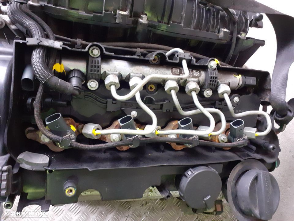 Motor BMW 318d 118d 143cv Ref: N47D20C (2010) - 10