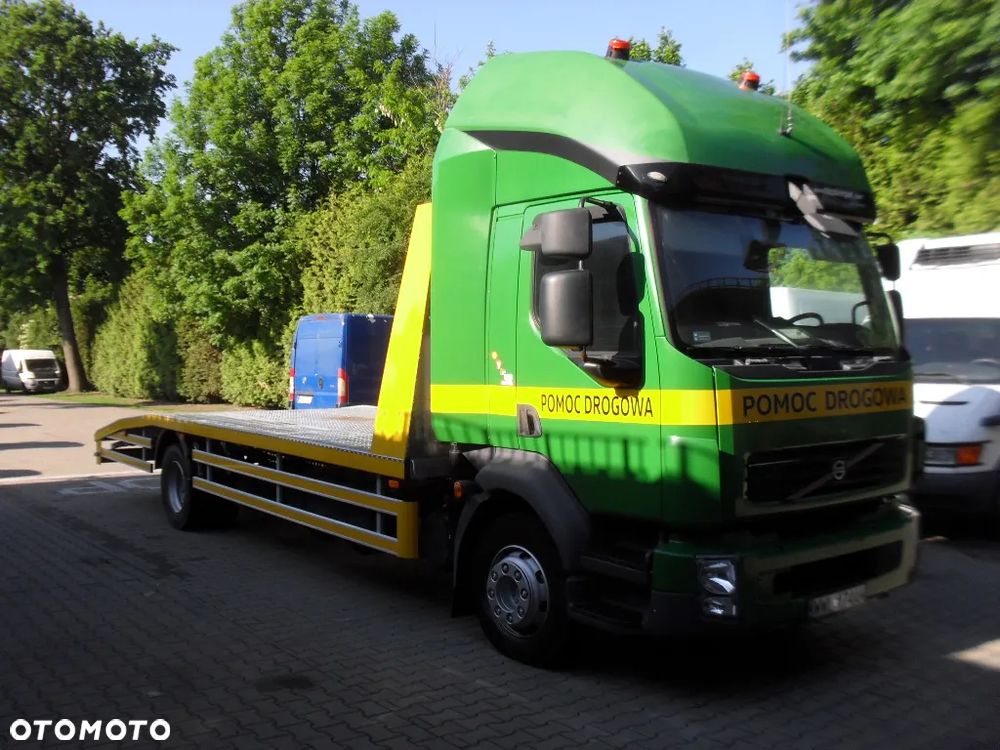 Volvo FL - 3
