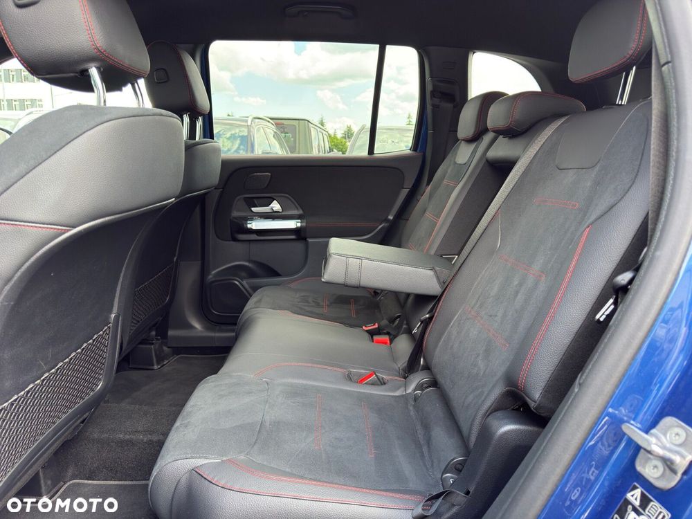 Mercedes-Benz GLB 200 d AMG Line 8G-DCT - 29