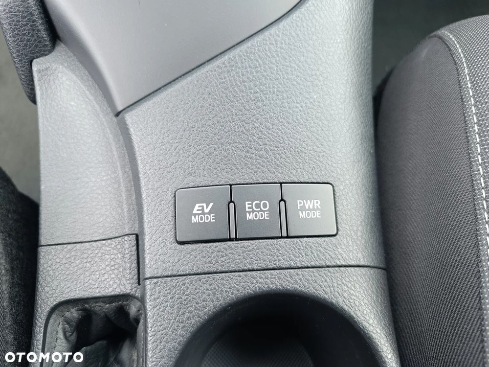 Toyota Auris - 25
