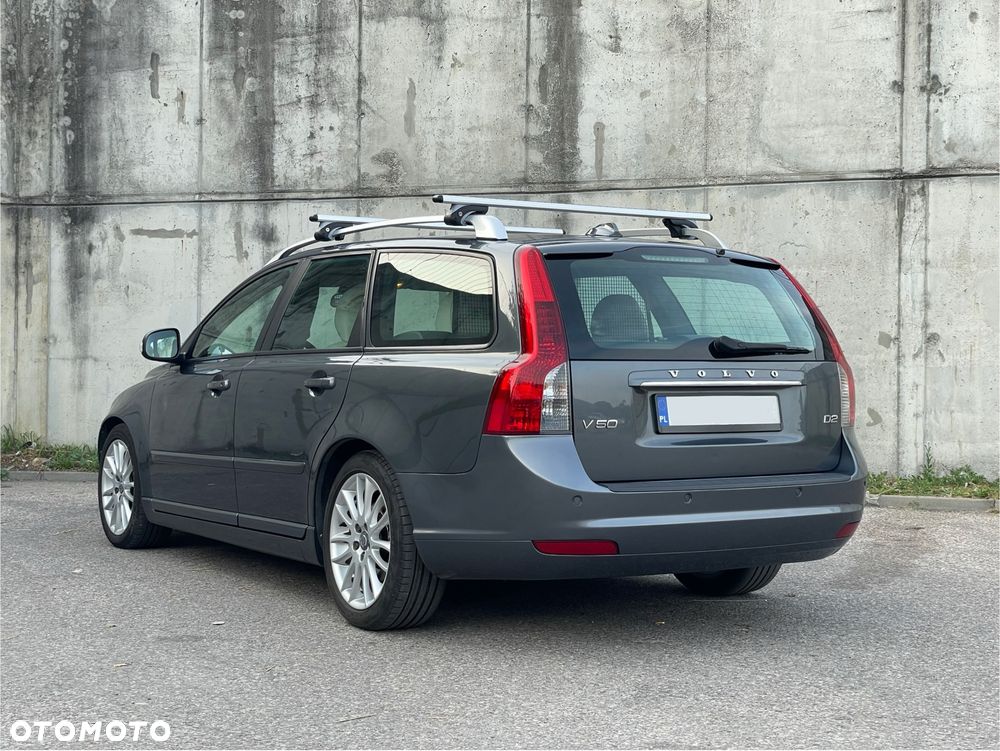 Volvo V50 - 2