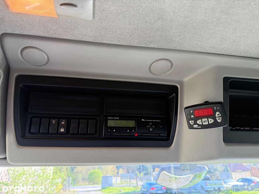 Renault D12 GAMMA - 15