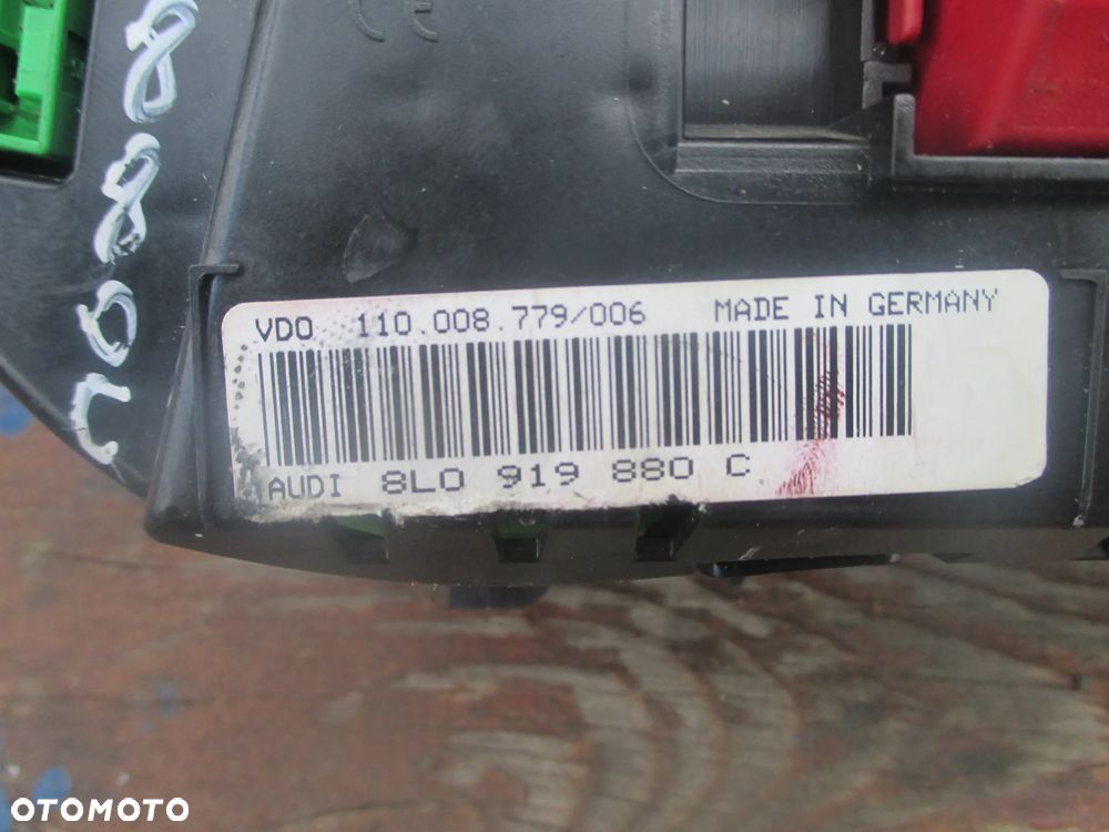 licznik zegar Audi A3 8L lift 8L0919880C - 3