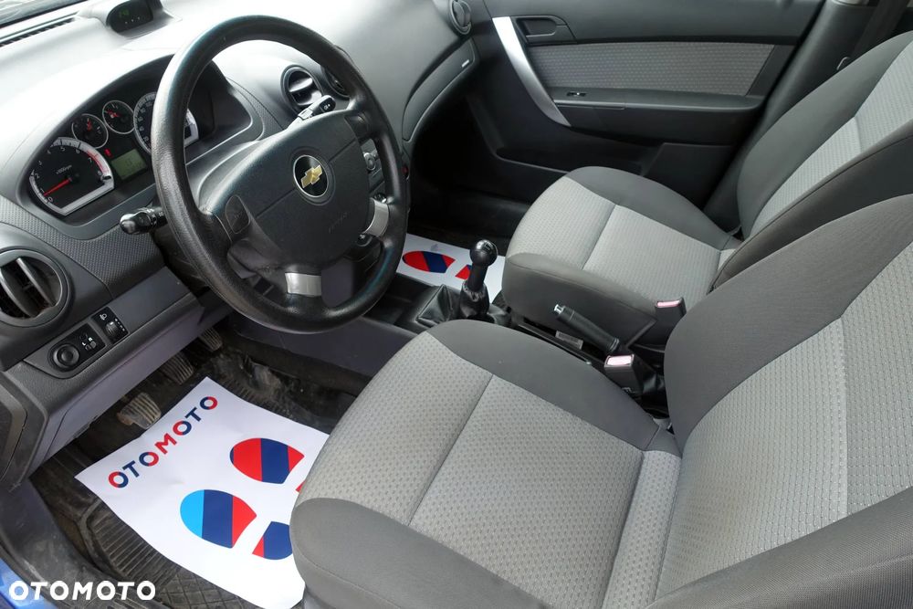 Chevrolet Aveo 1.2 - 9
