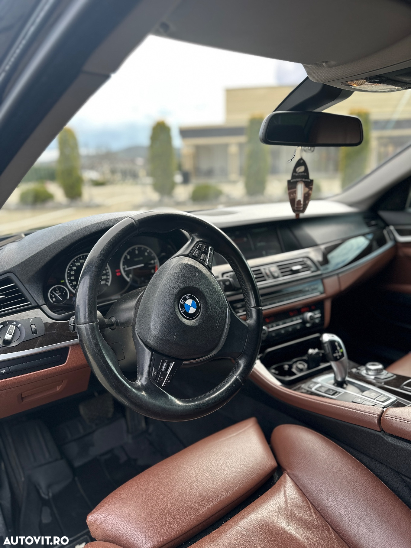 BMW Seria 5 525d xDrive AT - 6