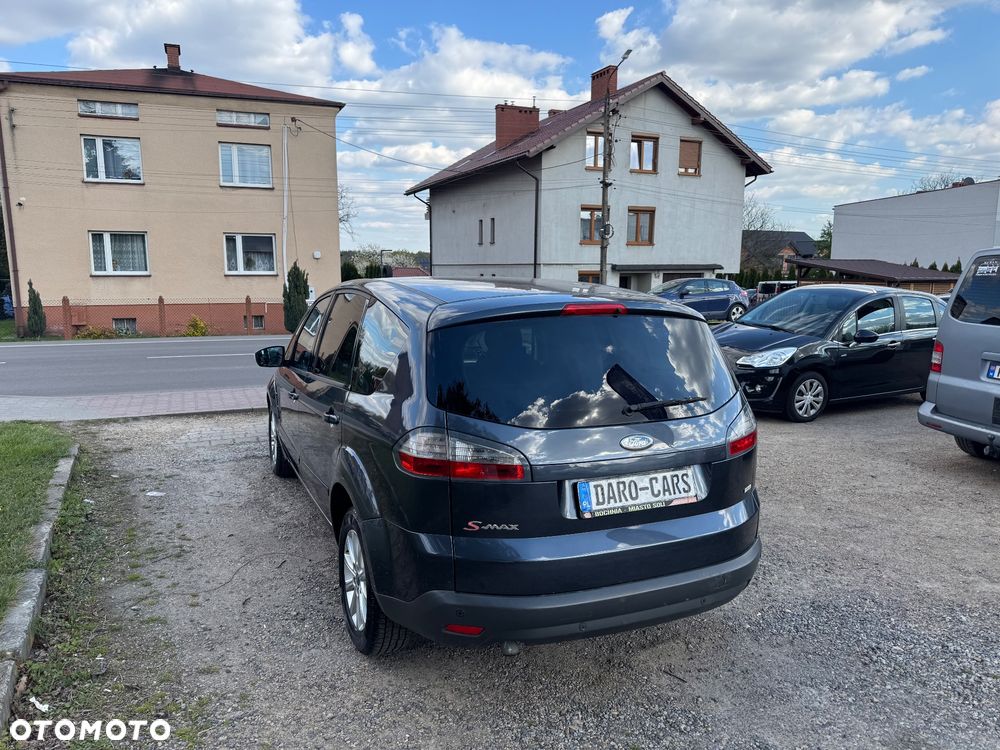 Ford S-Max 2.0 TDCi DPF Titanium - 4