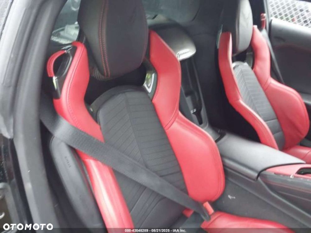 Chevrolet Corvette - 13