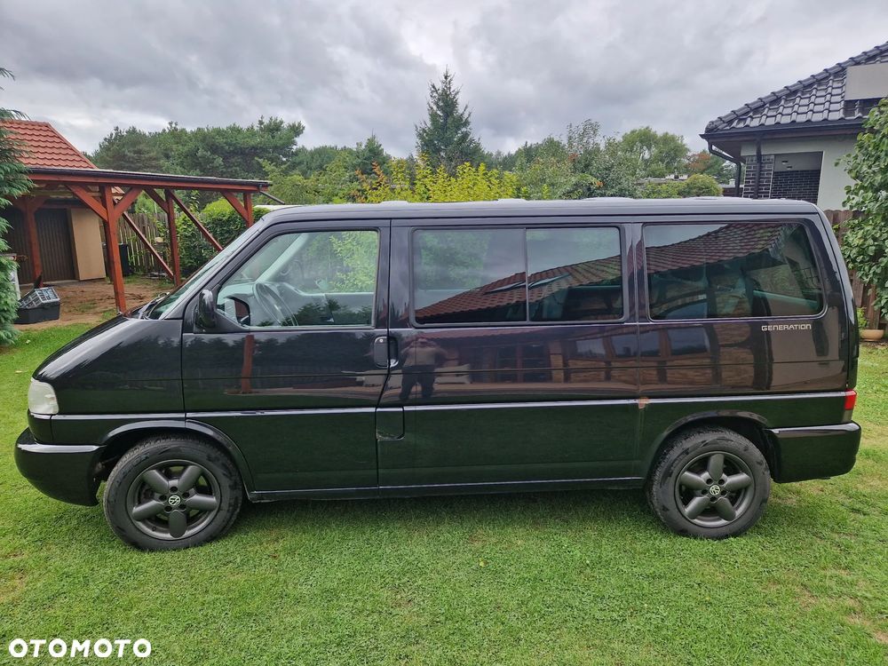 Volkswagen Multivan 2001 photo 2