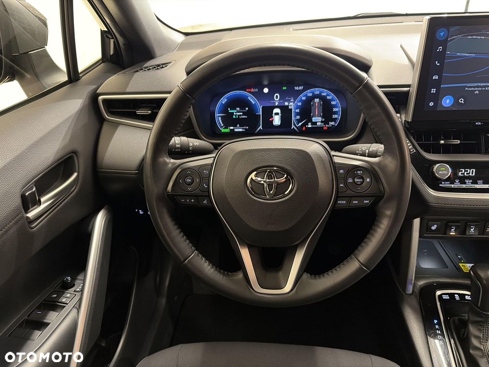 Toyota Corolla Cross - 12