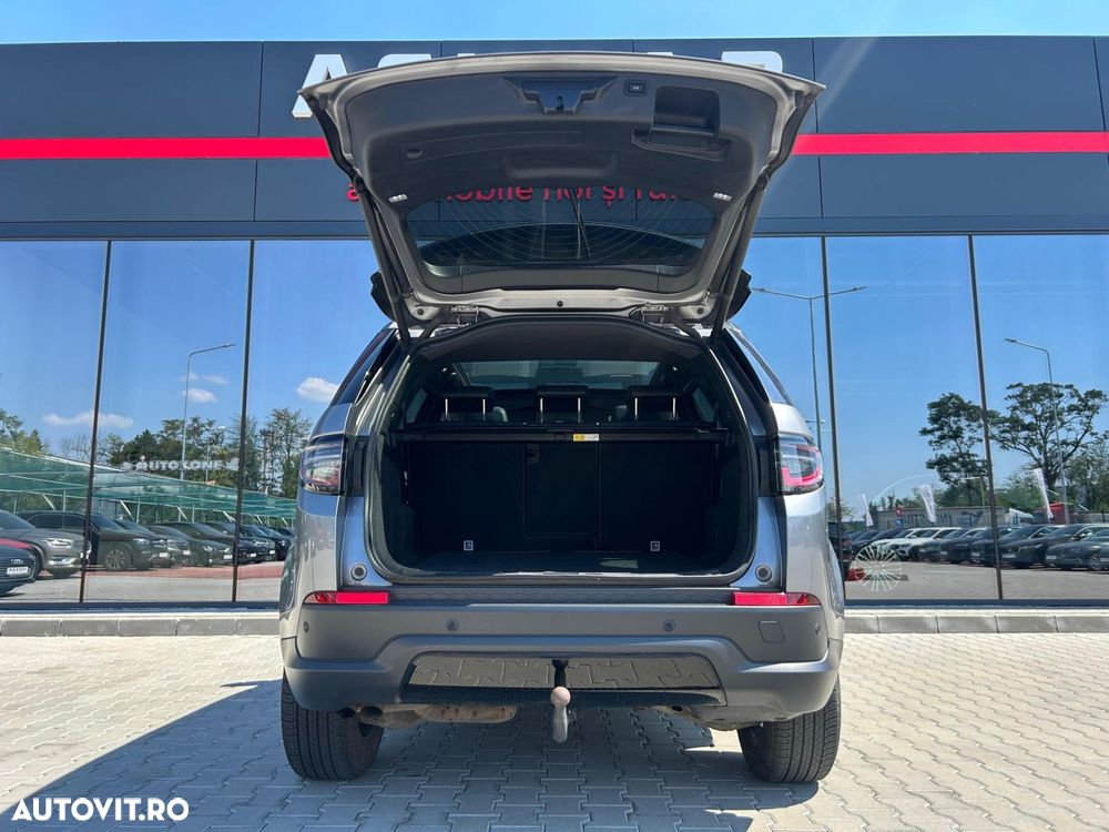 Land Rover Discovery Sport 2.0 D165 MHEV - 7