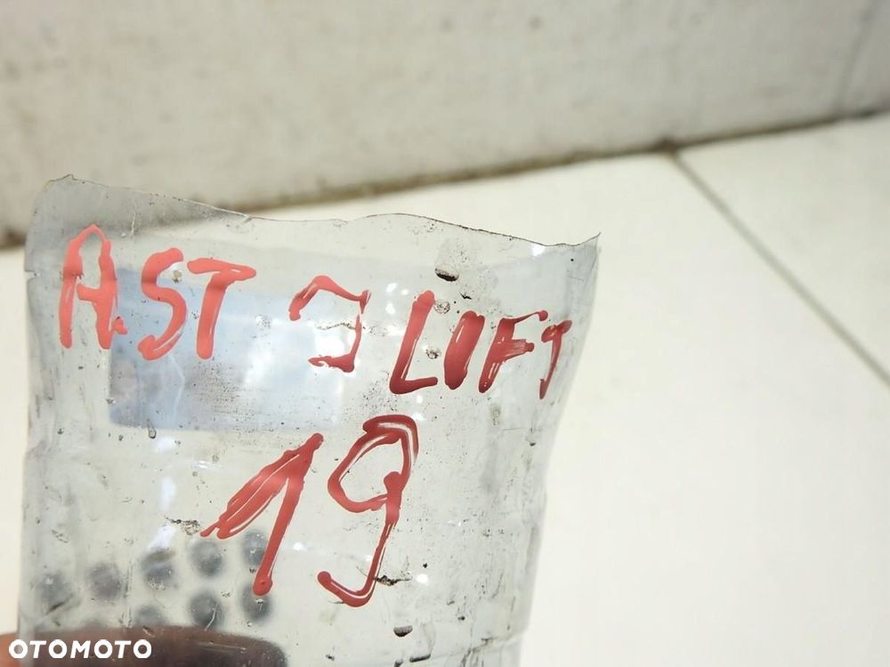 NAKRĘTKA NAKRĘTKI KÓŁ ZAŚLEPKI OPEL ASTRA J - 2