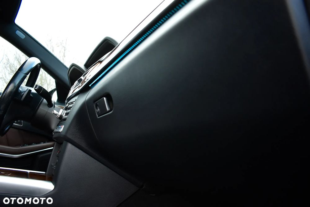 Mercedes-Benz Klasa E 350 CDI BlueEff Avantgarde - 8