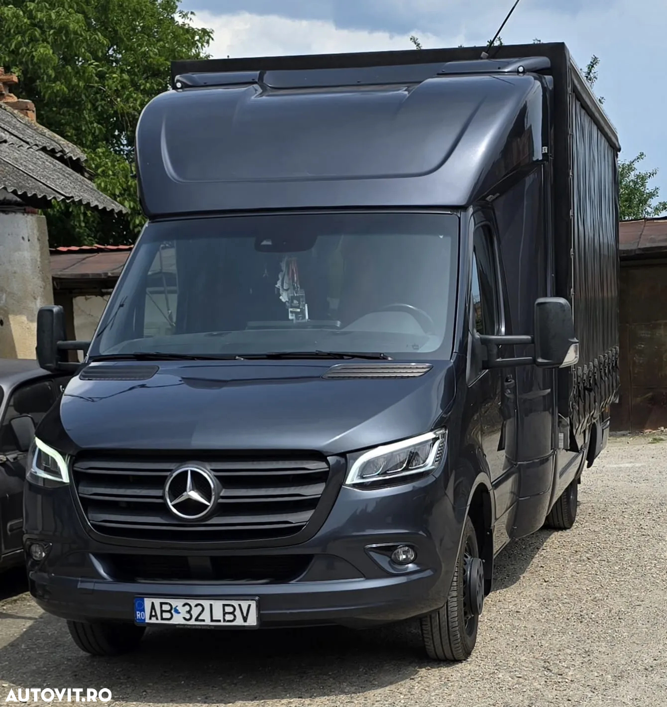 Mercedes-Benz Sprinter - 3