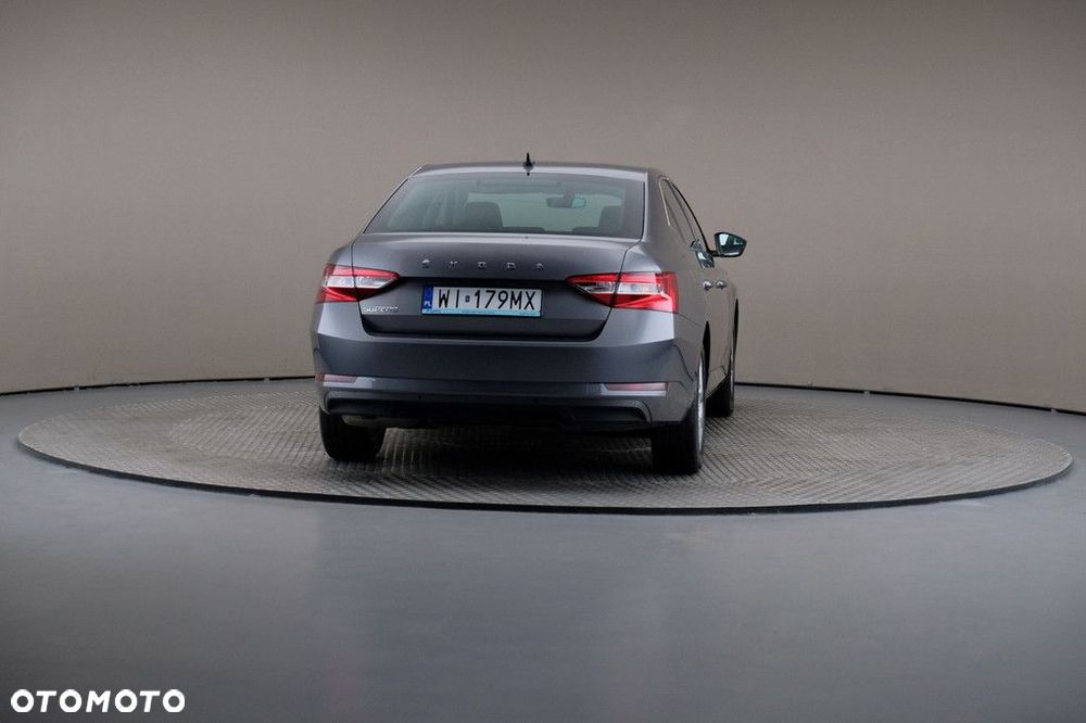 Skoda Superb 1.5 TSI Ambition DSG - 5