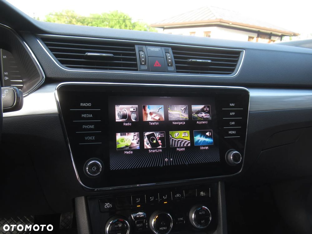 Skoda Superb 2.0 TSI Ambition DSG - 17